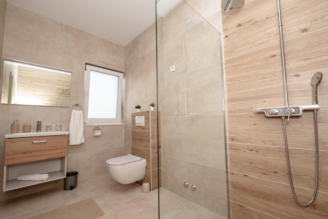 Villa Sportiva Zadar With Private Heated Pool Exterior photo